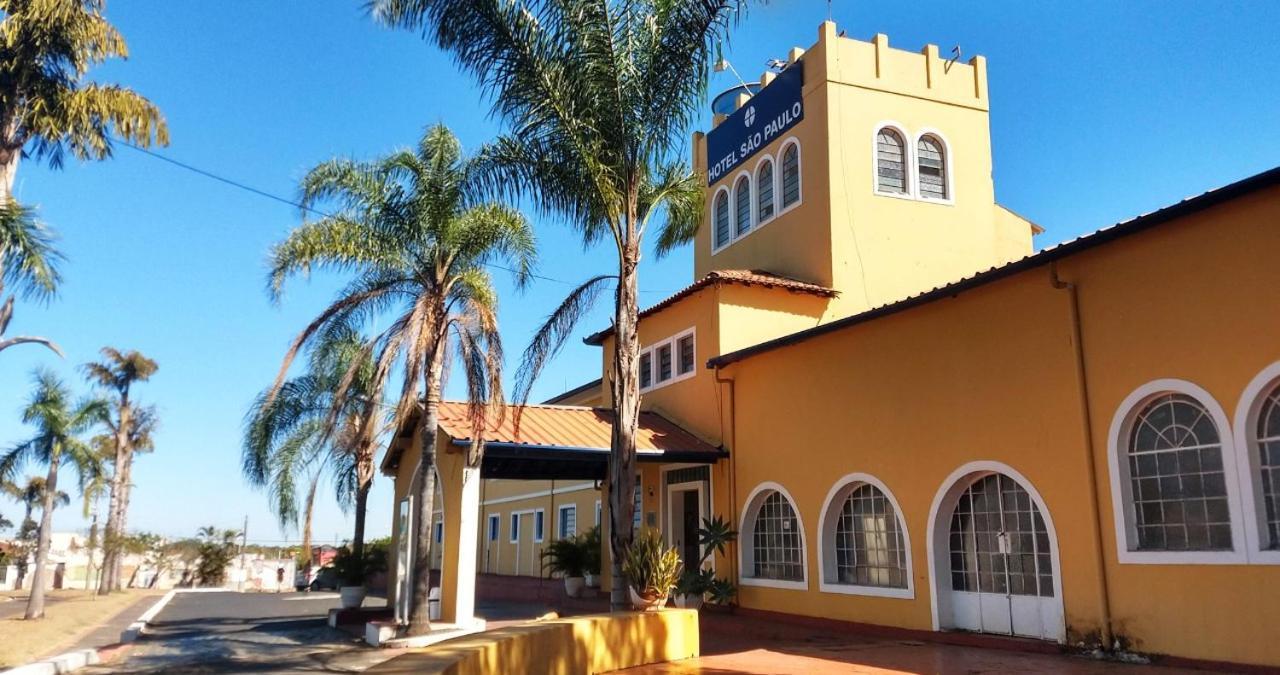 Hotel São Paulo Inn Santa Rita do Passa Quatro Exterior foto