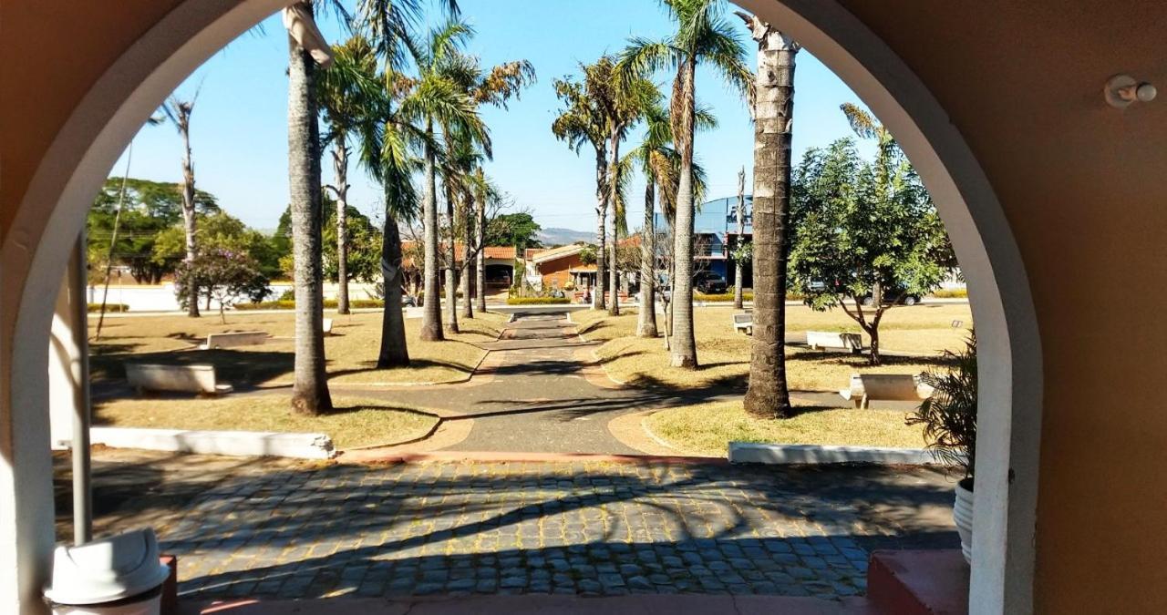 Hotel São Paulo Inn Santa Rita do Passa Quatro Exterior foto